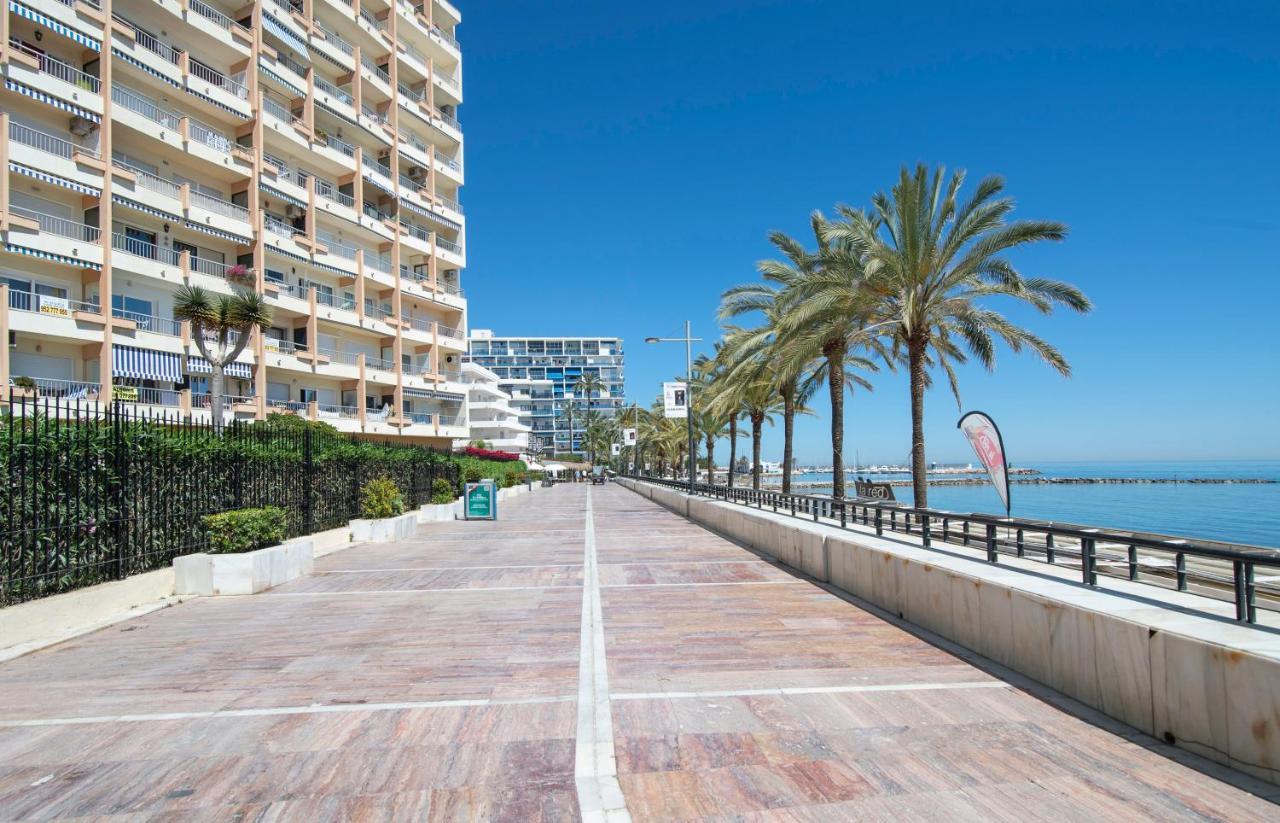 Cibeles...Estudio En El Paseo Maritimo....Wifi マルベーリャ エクステリア 写真